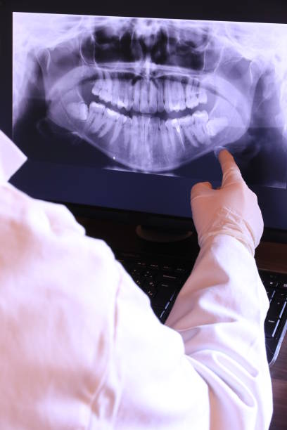 Best Emergency Broken Tooth Repair in Tres Arroyos, NM